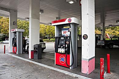 挑战Steam Deck！华硕打造自己的掌机ROG Ally